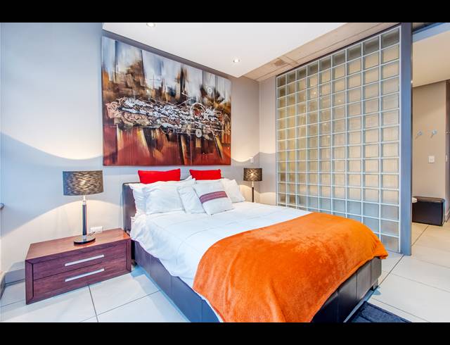 2 BEDROOM APARTMENT TO LET IN MELROSE ARCH